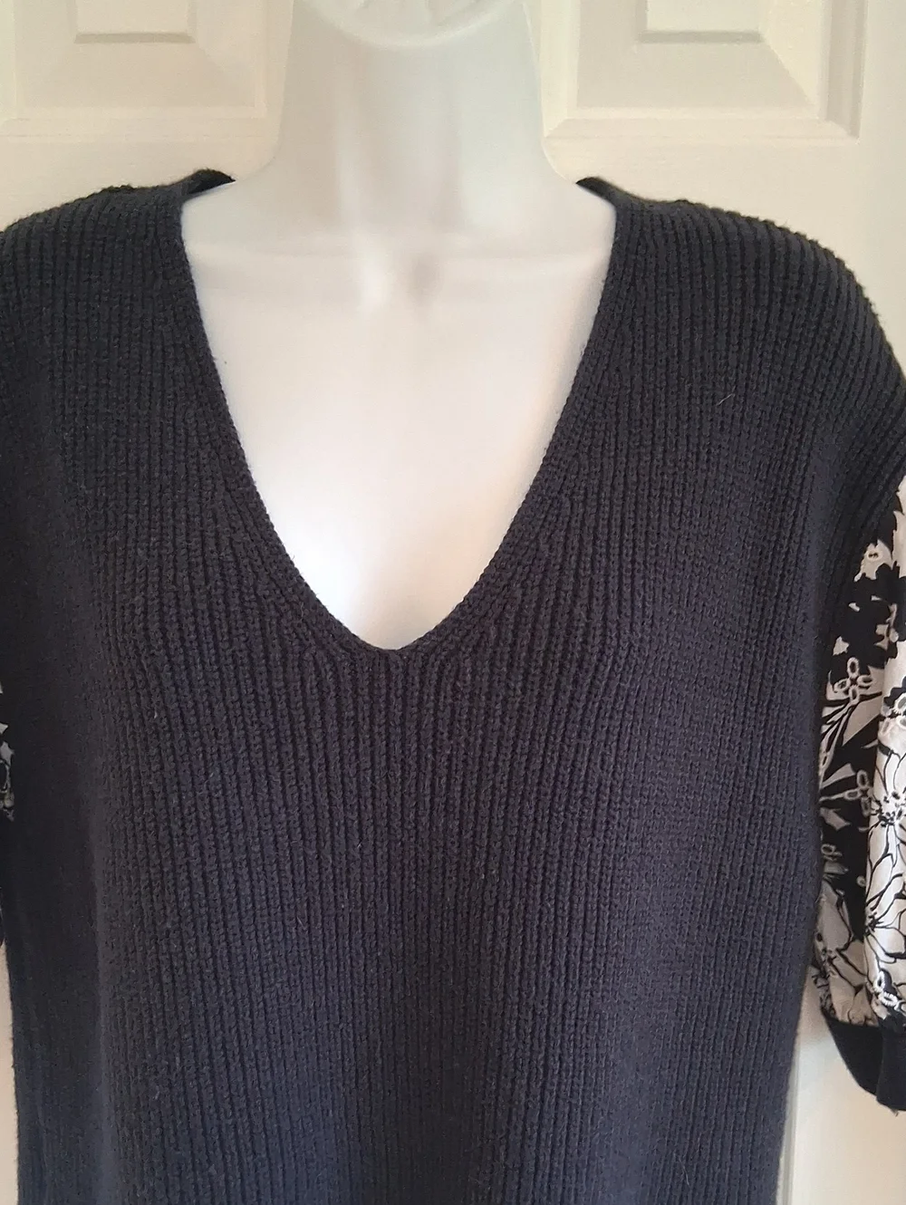 Ann Taylor Navy BLUE Puff Sleeve Sweater Small